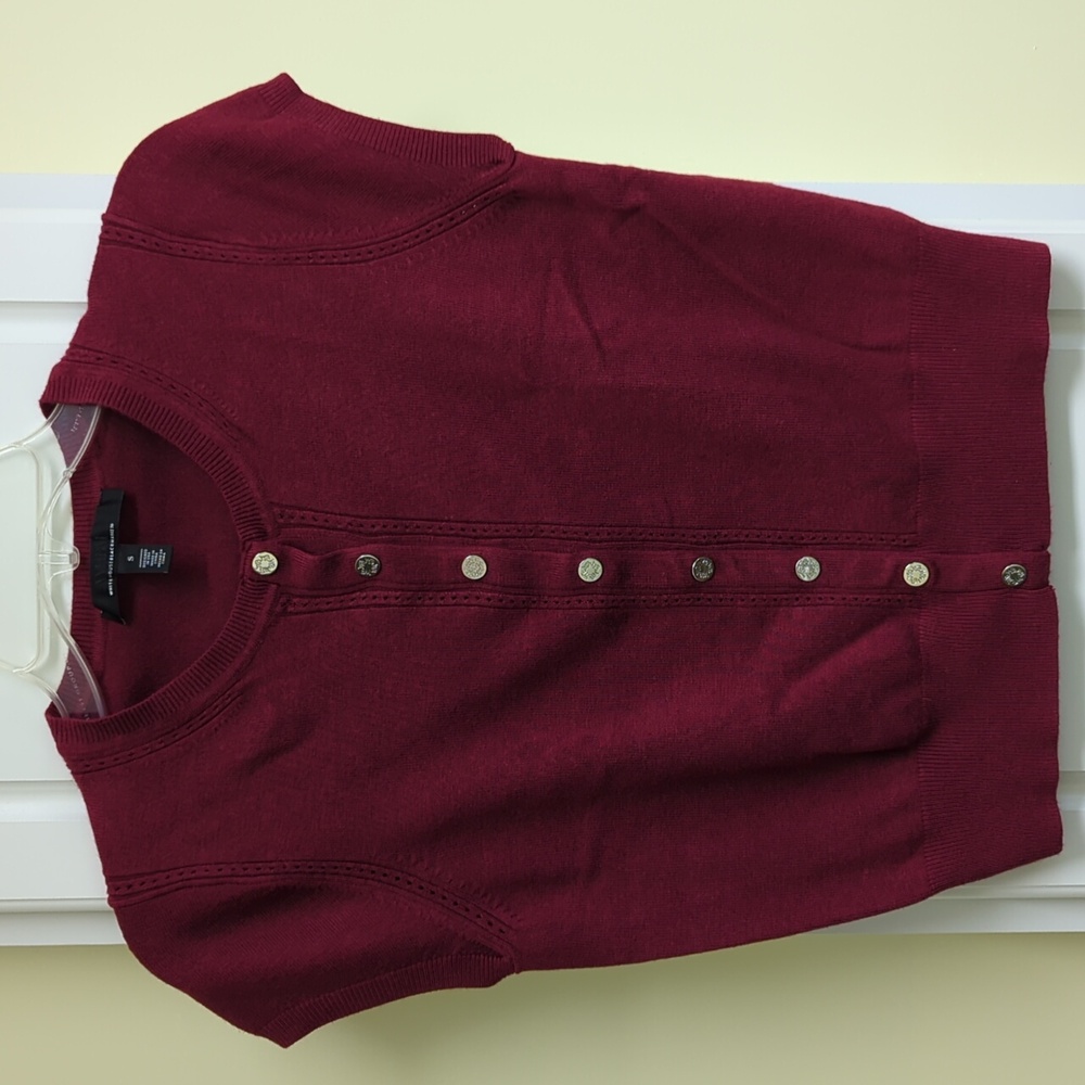 WHBM Short sleeved sweater